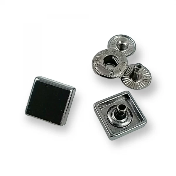 11 x 11 mm Kare Çıtçıt Düğme E 1780 11 x 11 mm Kare Çıtçıt Düğme E 1780