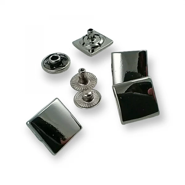 13 x 13 mm Mont Çıtçıt Düğmesi Kare Çıtçıt Düğme E 182 13 x 13 mm Mont Çıtçıt Düğmesi Kare Çıtçıt Düğme E 182