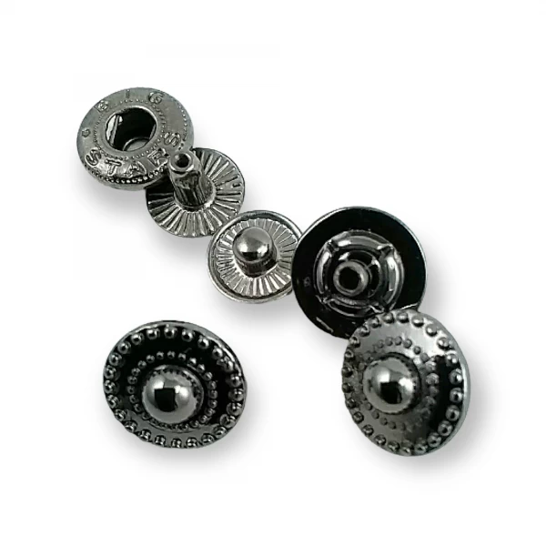 12 mm - 18 boy Desenli Zamak Çıtçıt Düğme E 768 12 mm - 18 boy Desenli Zamak Çıtçıt Düğme E 768