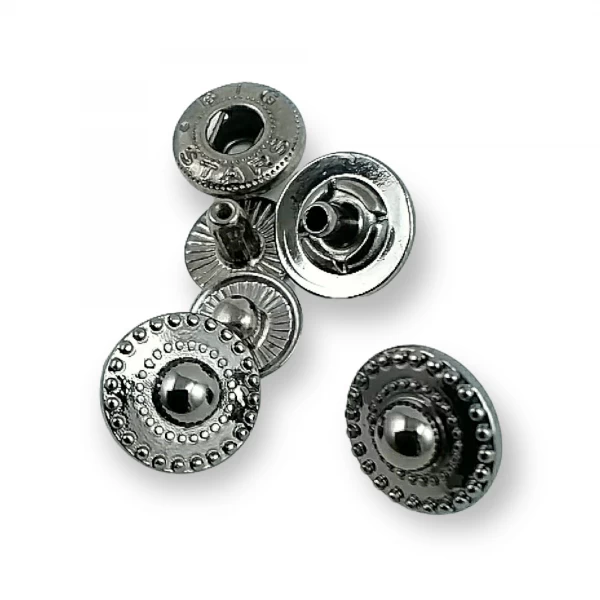 12 mm - 18 boy Desenli Zamak Çıtçıt Düğme E 768 12 mm - 18 boy Desenli Zamak Çıtçıt Düğme E 768