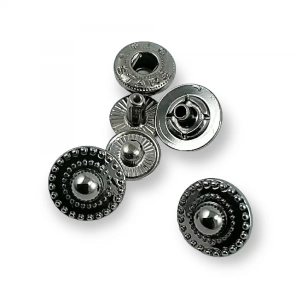 12 mm - 18 boy Desenli Zamak Çıtçıt Düğme E 768 12 mm - 18 boy Desenli Zamak Çıtçıt Düğme E 768