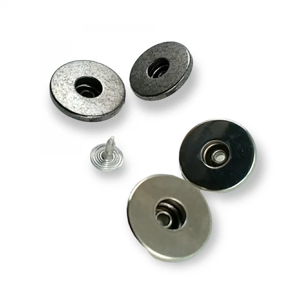 19 mm 30 Boy Ortası Delik Kot Düğmesi E 1375 19 mm 30 Boy Ortası Delik Kot Düğmesi E 1375
