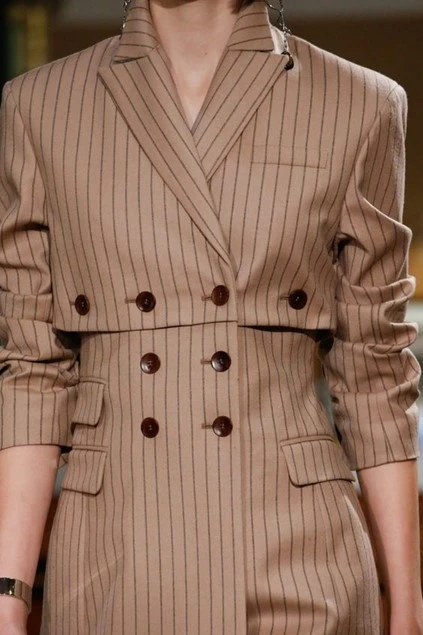 Double breasted jacket rules