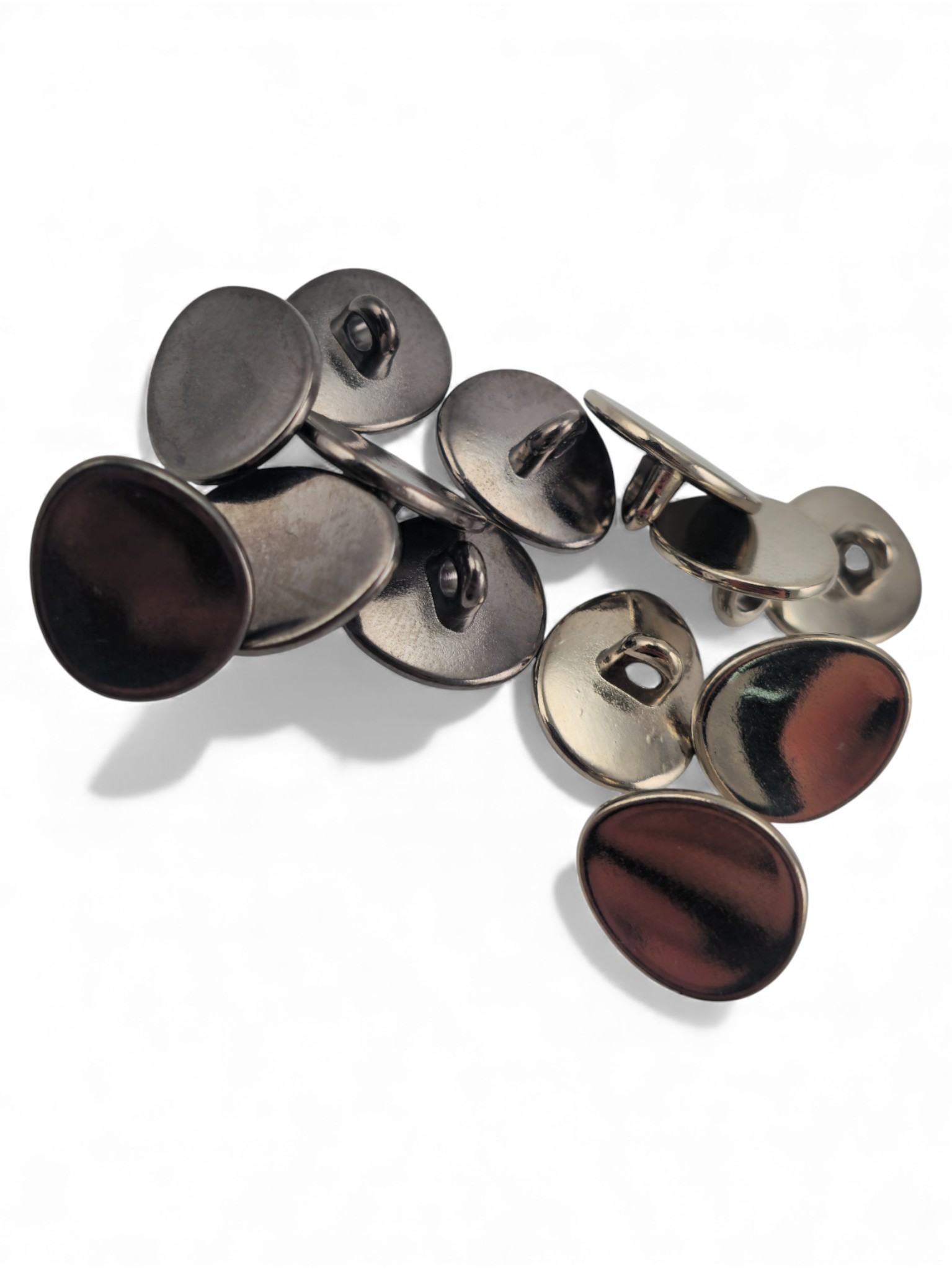 Oval Bombeli Ceket Düğmesi 15 mm x 13 mm E 2076