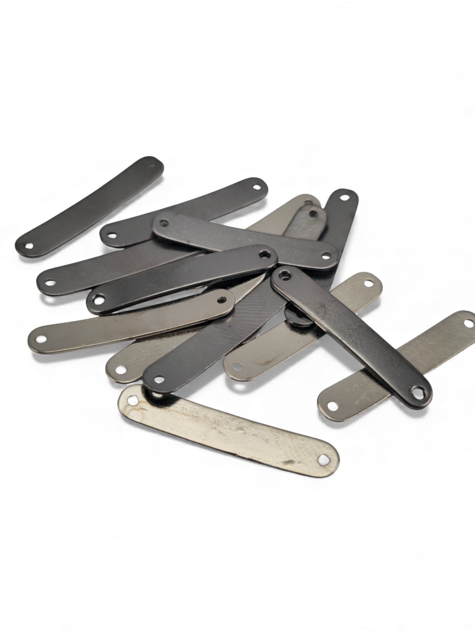oval köşeli ortadan eğimli Metal Plaka 29.2 mm x  5.3 mm E 2222