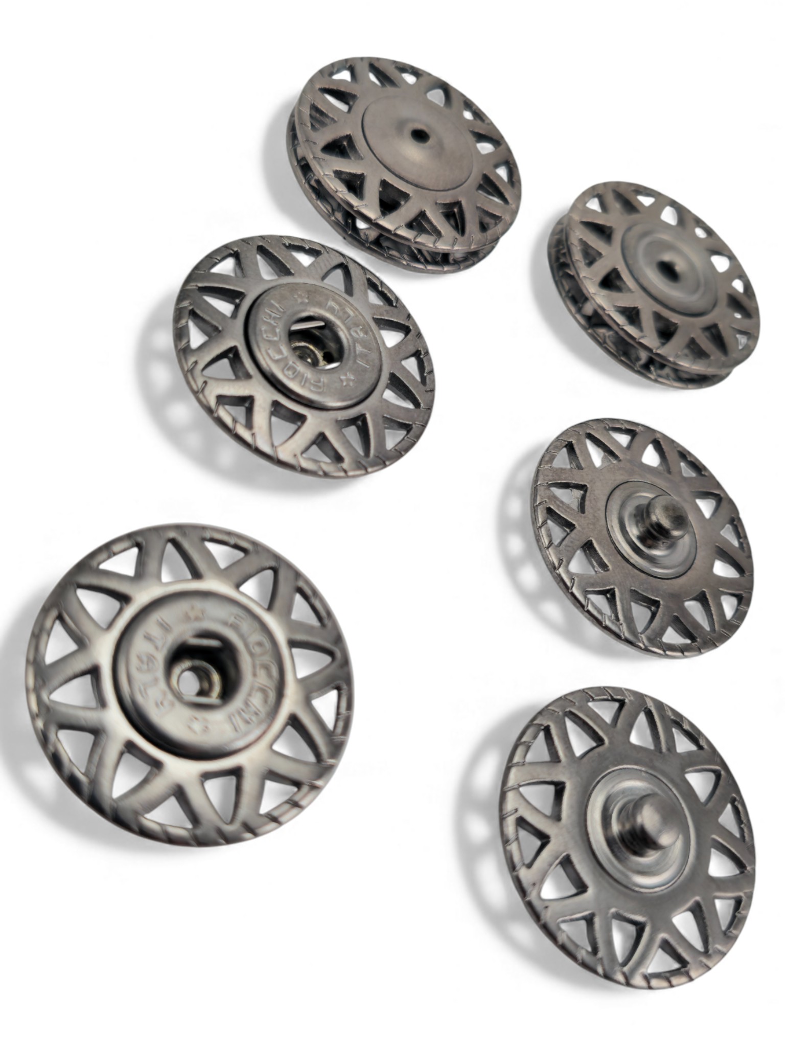 Yıldız desenli 25 mm  40 Boy Çıtçıt  E 2226
