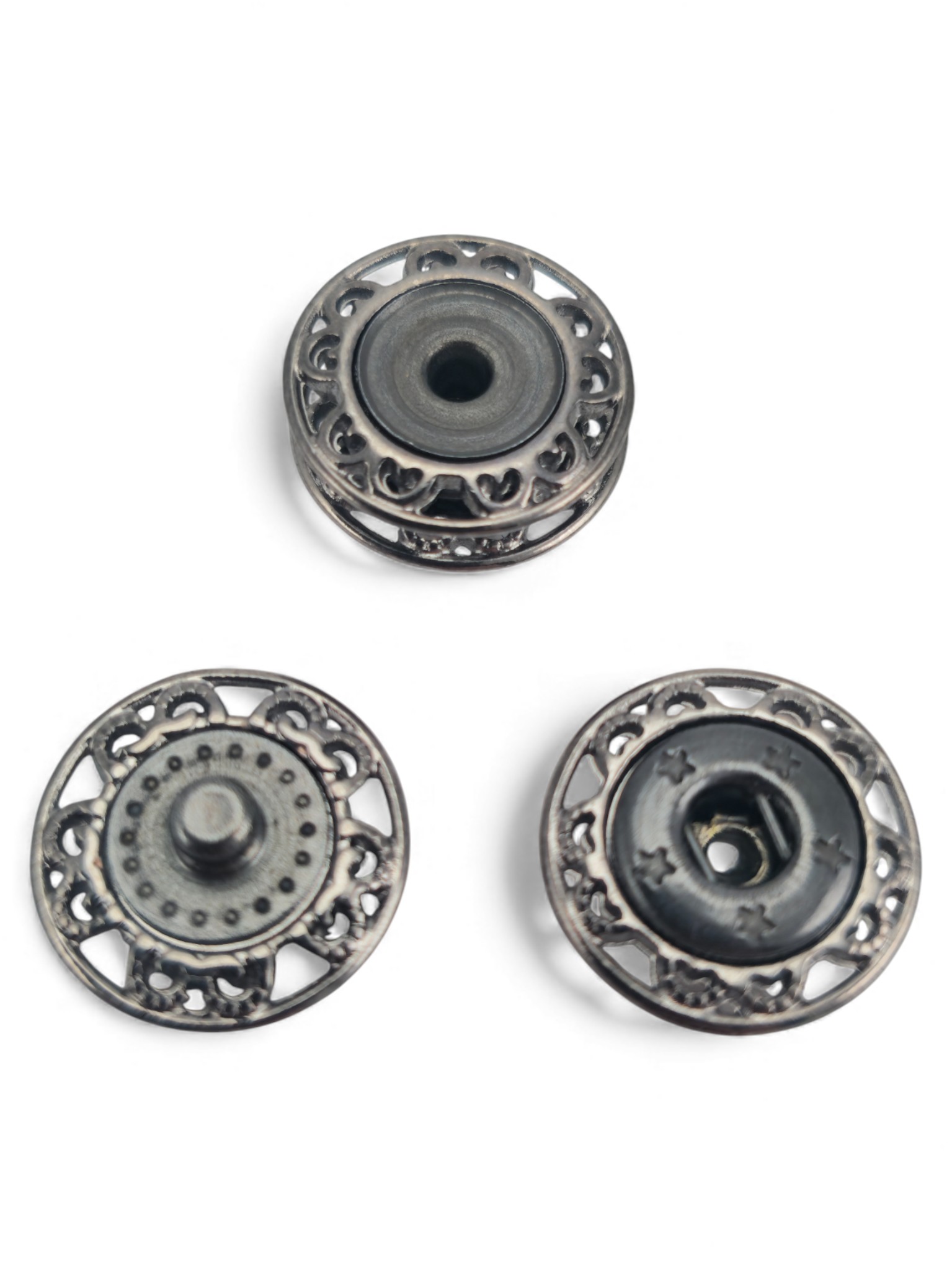 24.7 mm carved flower – baroque curl pattern snap fastener E 2229