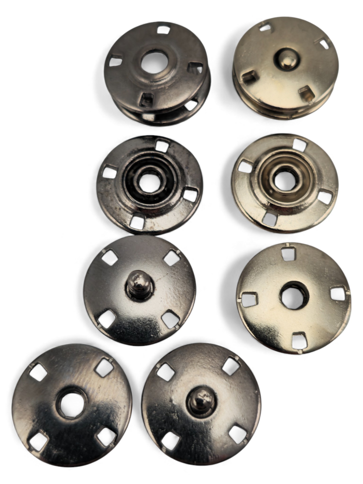 4 Delikli Yuvarlak Çıtçıt  Dikiş Yuvalı 17 mm  - 26 boy E 2281