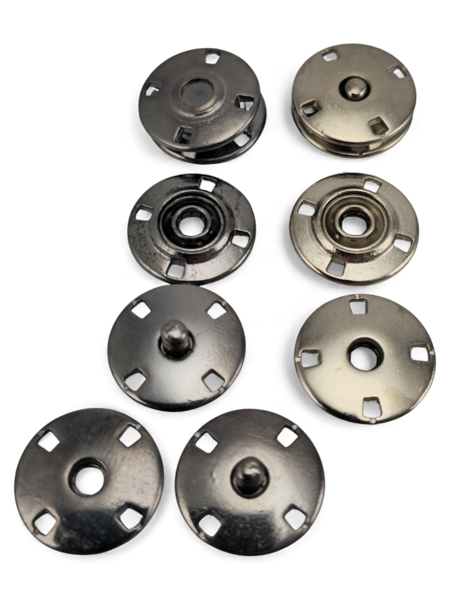 4 Delikli Yuvarlak Çıtçıt  Dikiş Yuvalı 17 mm  - 26 boy E 2281