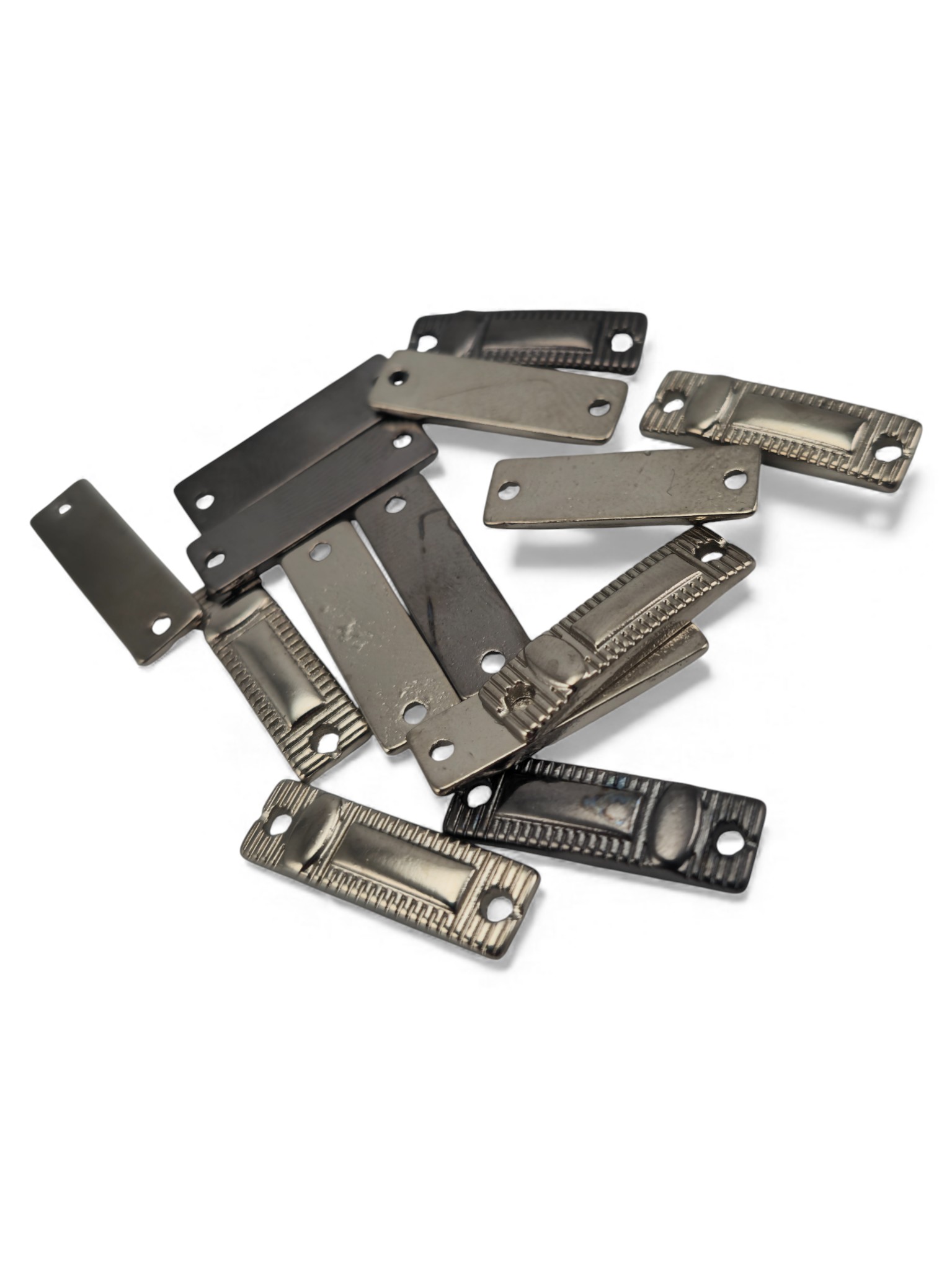 Tırtıklı Çerçeveli Metal Bağlantı Plakası – 2 Delikli  Metal Plaka 21,5 mm x  6,4 mm E 2292