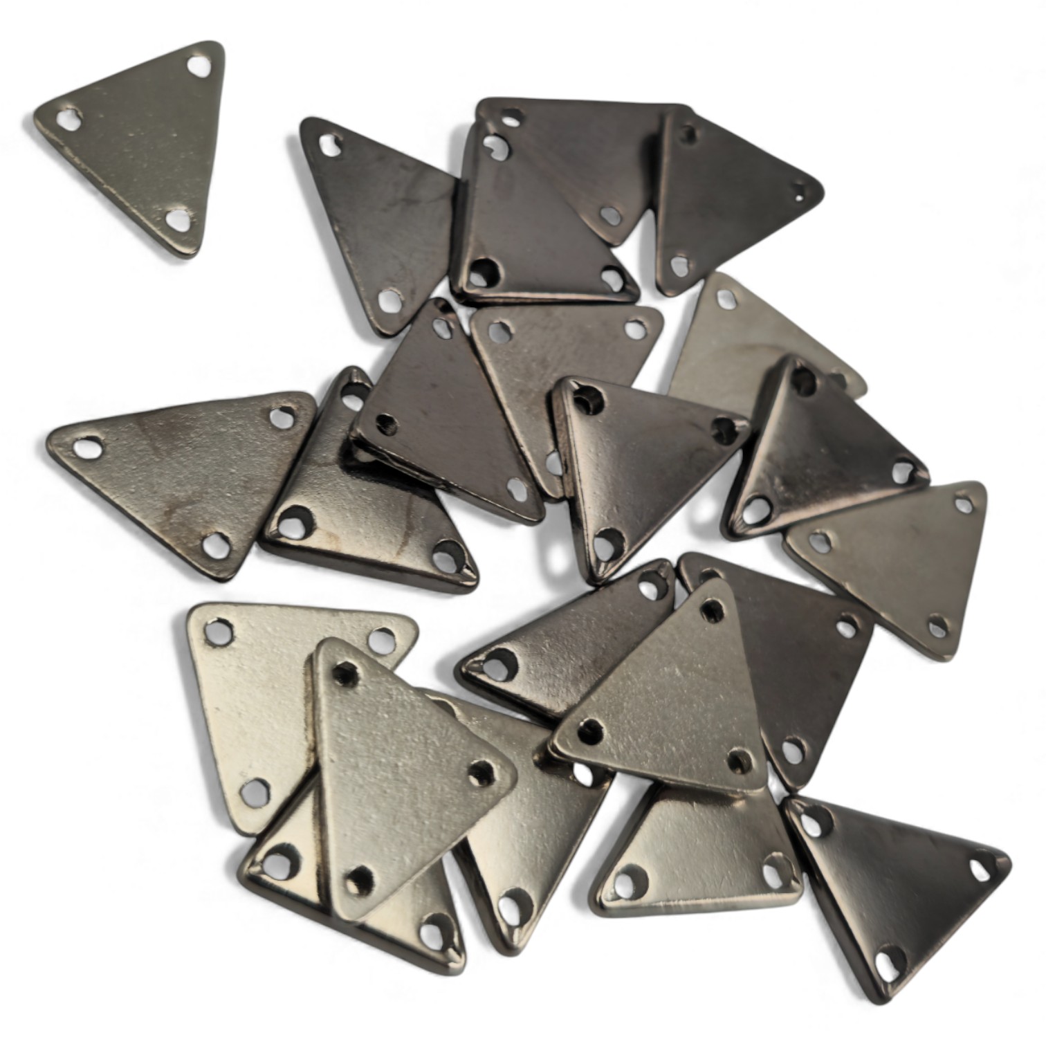 Üçgen Metal Etiket Plakası 3 Delikli  14 mm x 10 mm E 2302