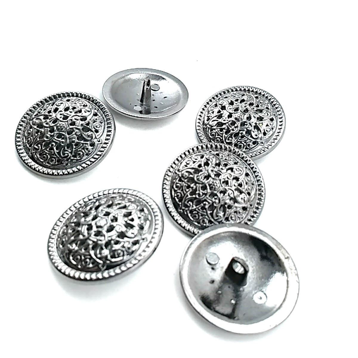 Desenli Metal Ayaklı Düğme 28 mm B 39