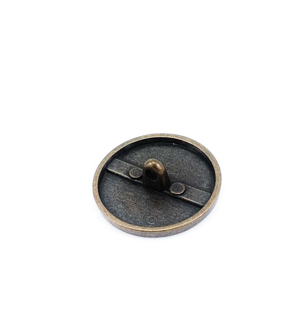 Sade & Mineli  Metal Ayaklı Düğme 28 mm - 44 boy E 1139