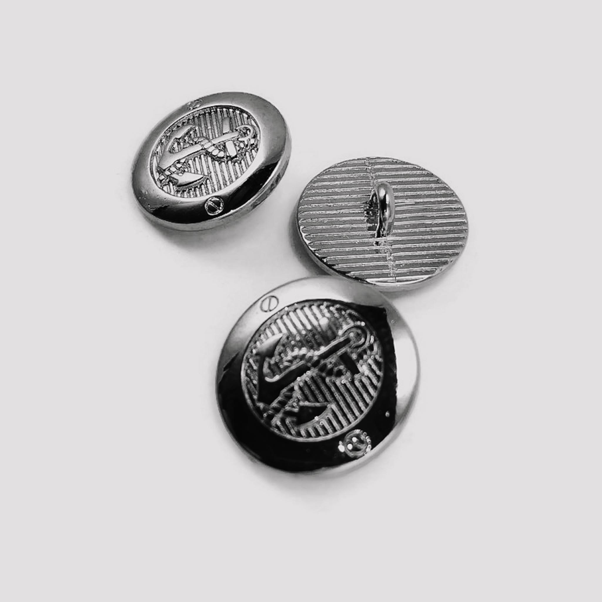17 mm - 28 boy Çapa Logolu Ayaklı Düğme E 2044
