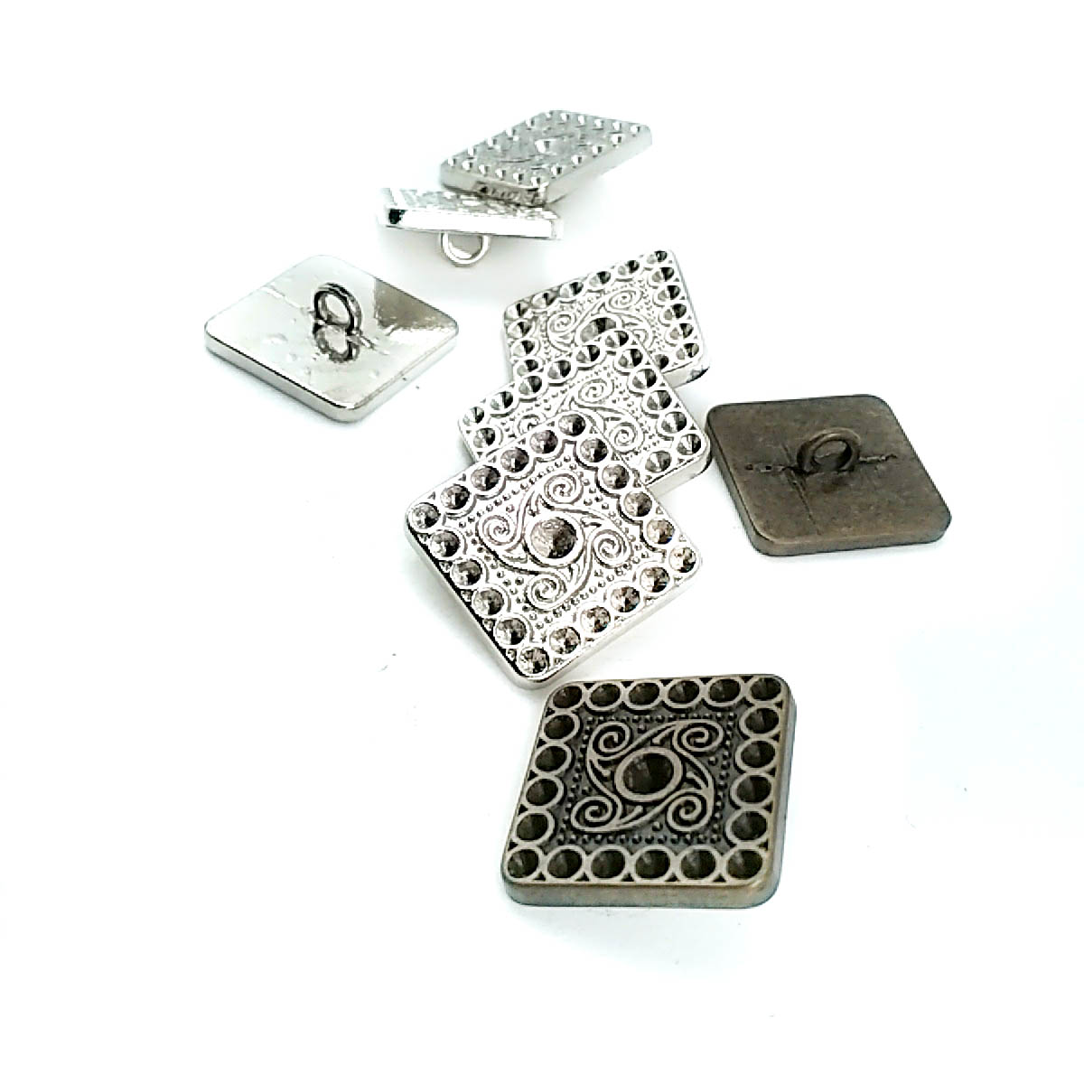 Cam taşlı kare ceket düğmesi 19 x 19 mm E 418