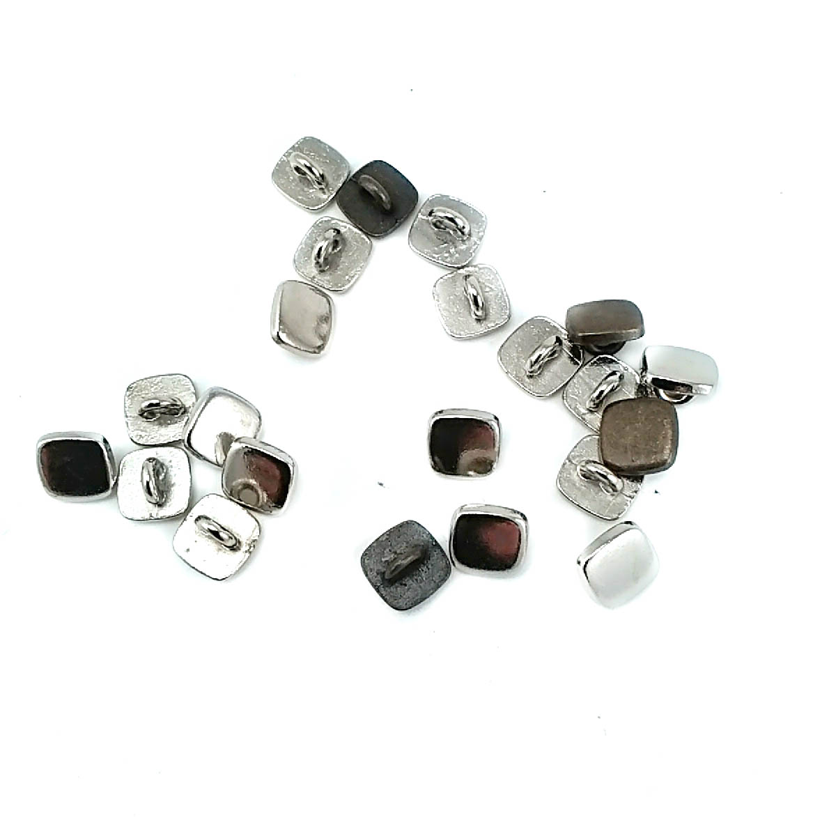 Sade Kare Ayaklı Düğme 9 x 9 mm