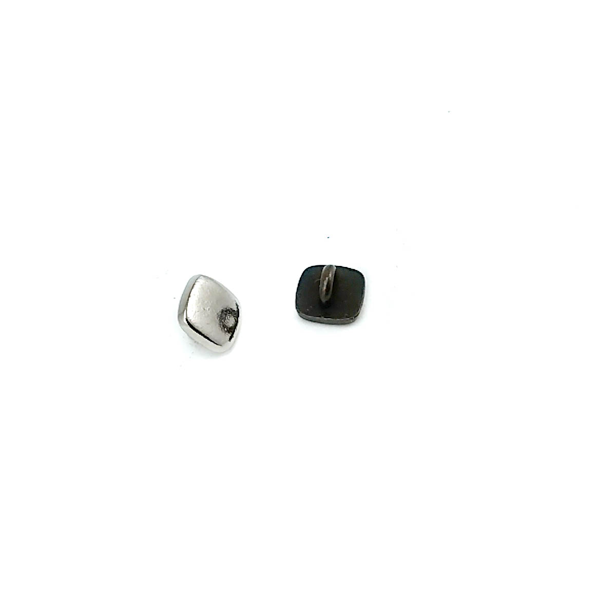 Sade Kare Ayaklı Düğme 9 x 9 mm