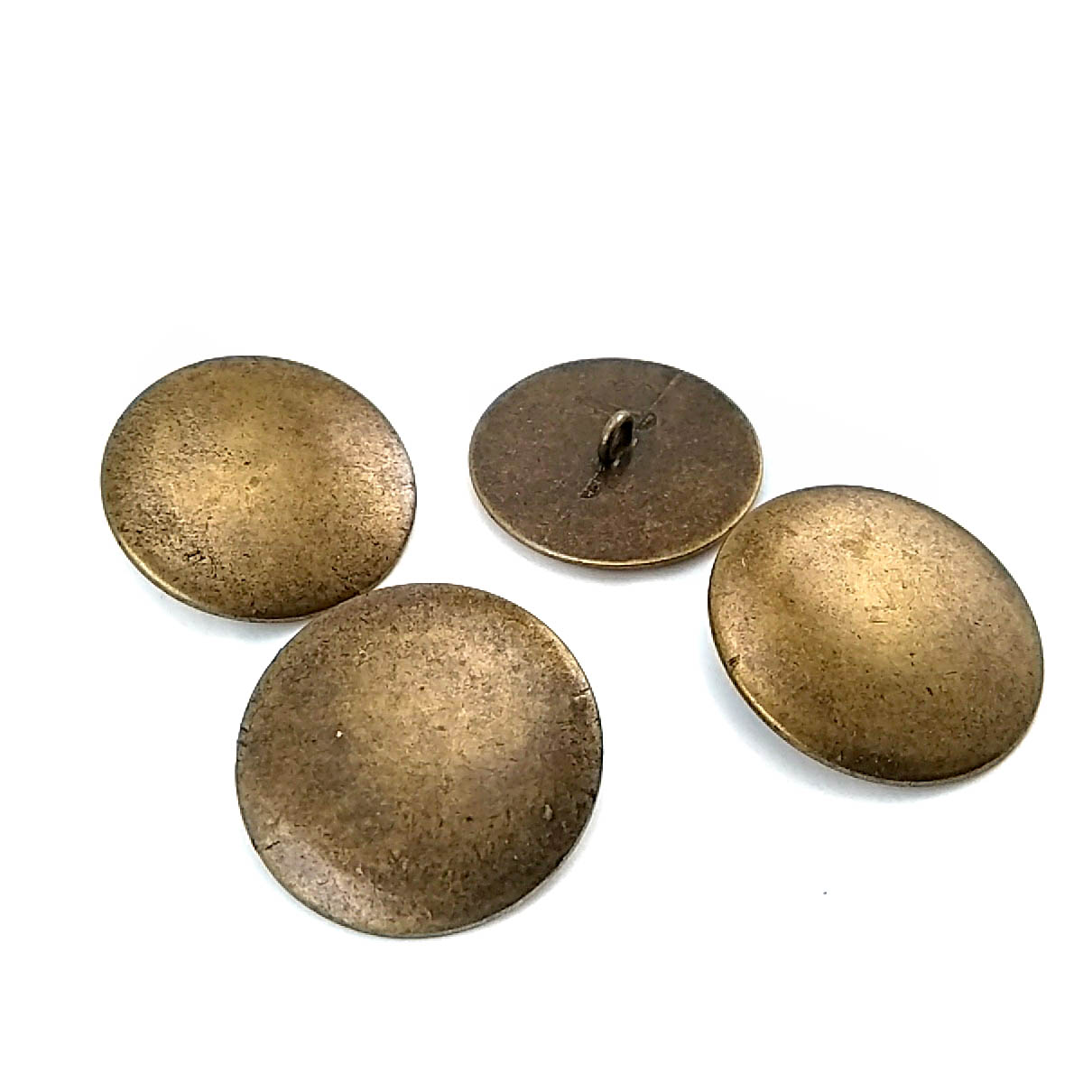 29 mm - 46 L Curved Metal Shank Button E 726