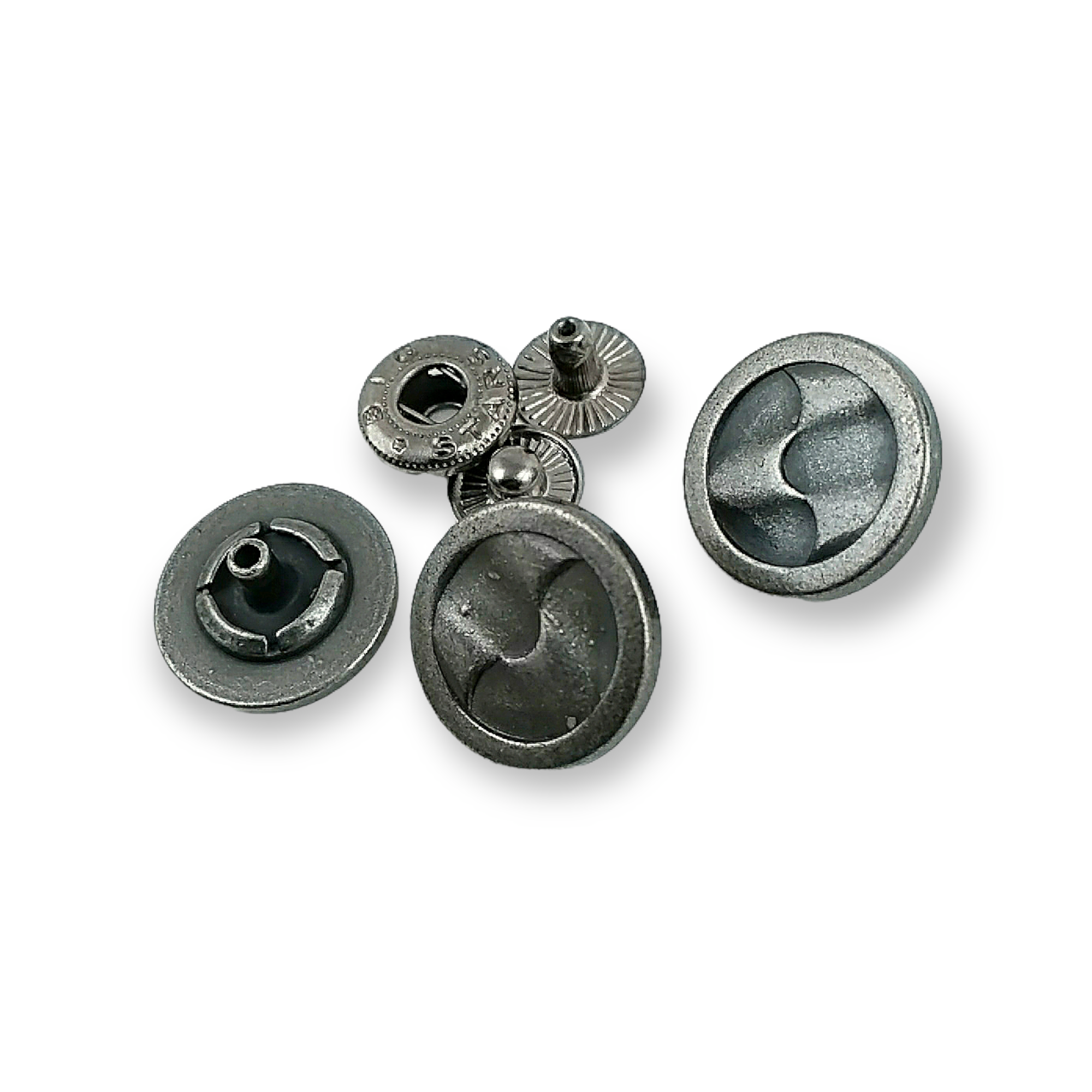 Stylish Patterned Snap Button in 17 mm - 27 L E 1457