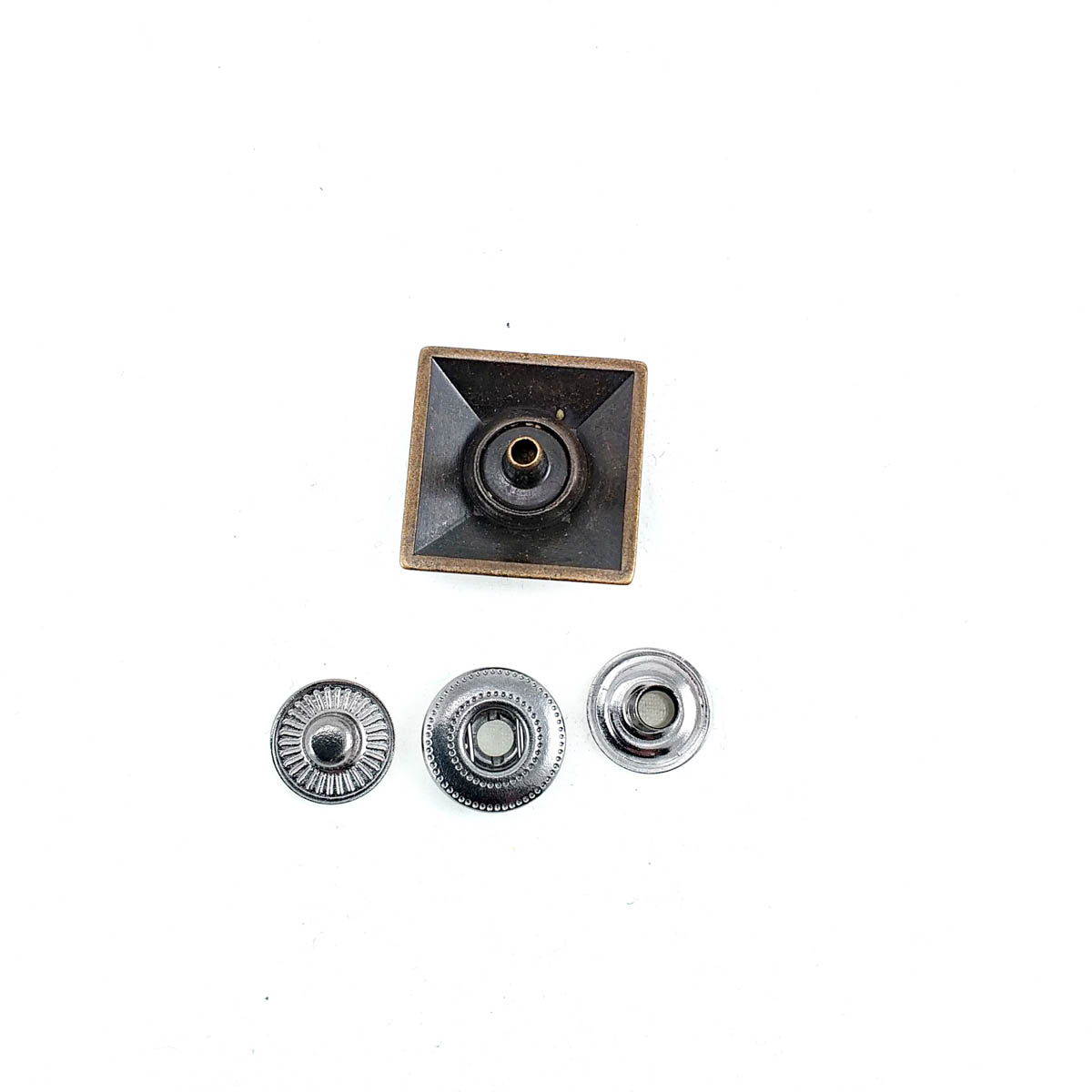 19 x 19 mm Pyramid Shape Snap Fasteners Button E 1697