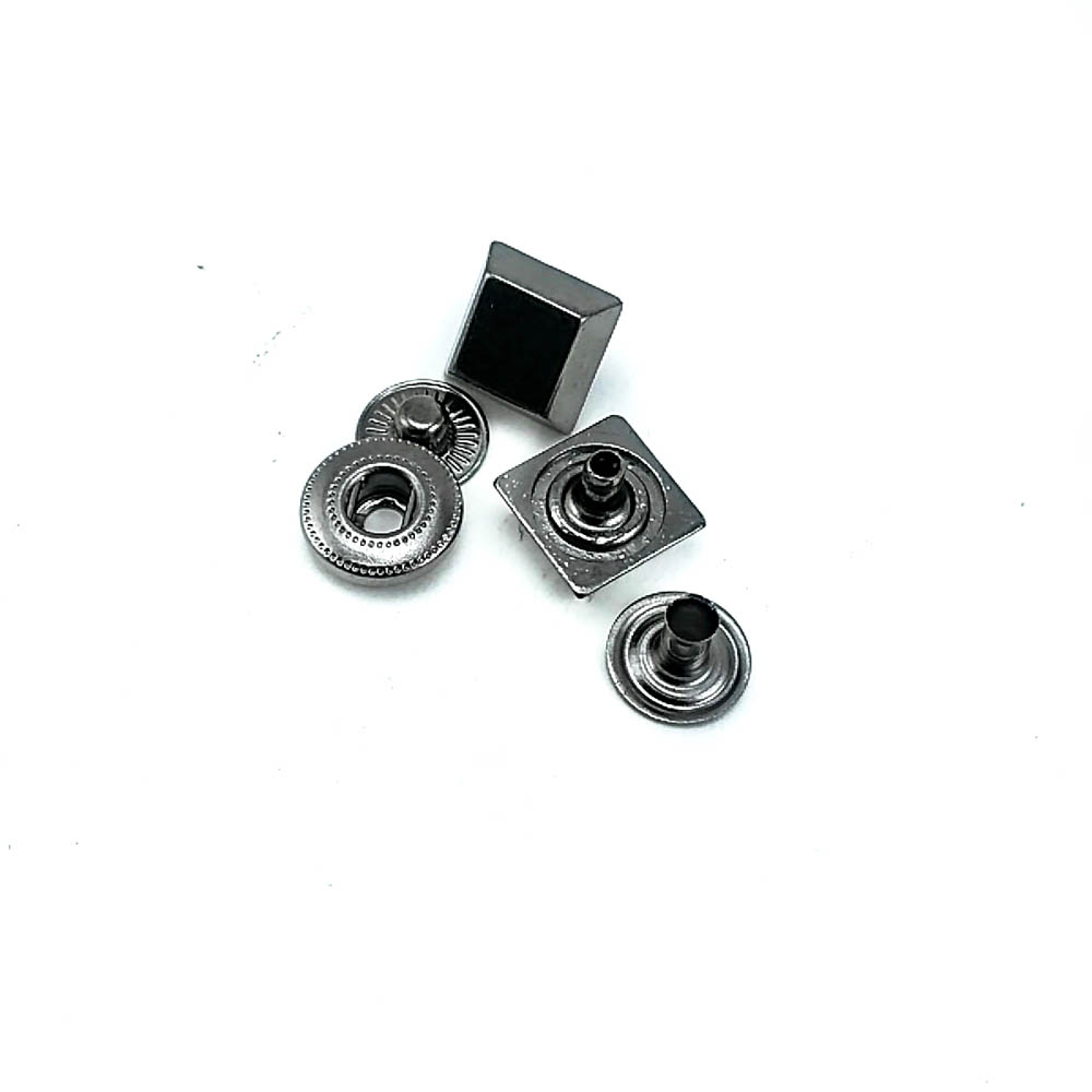 11 x 11 mm Kare şekil metal çıt çıt düğme