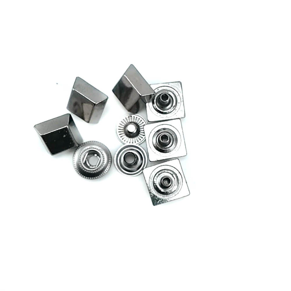 11 x 11 mm Kare şekil metal çıt çıt düğme