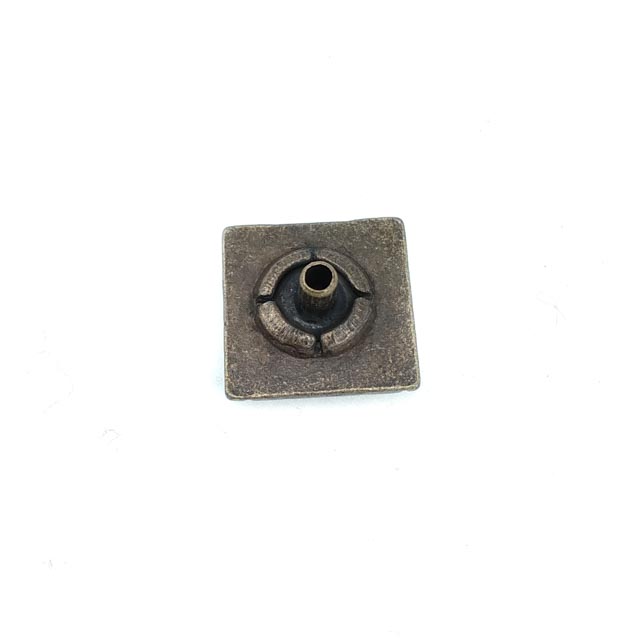 15 x 15 mm Çıt çıt Düğme Nokta Desenli E 171