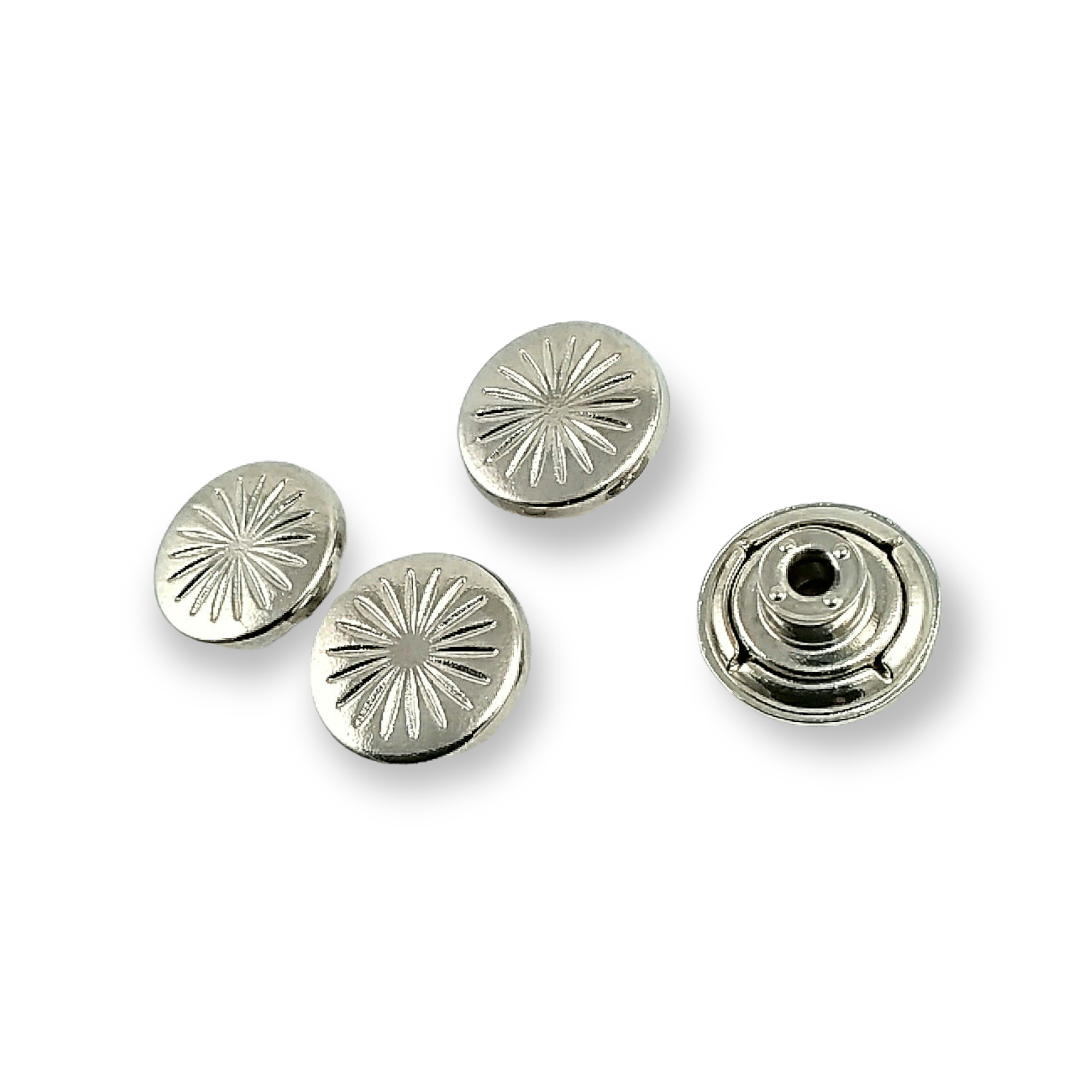 17 mm 27 Boy Yıldız Desenli Çakma Düğme  E 732