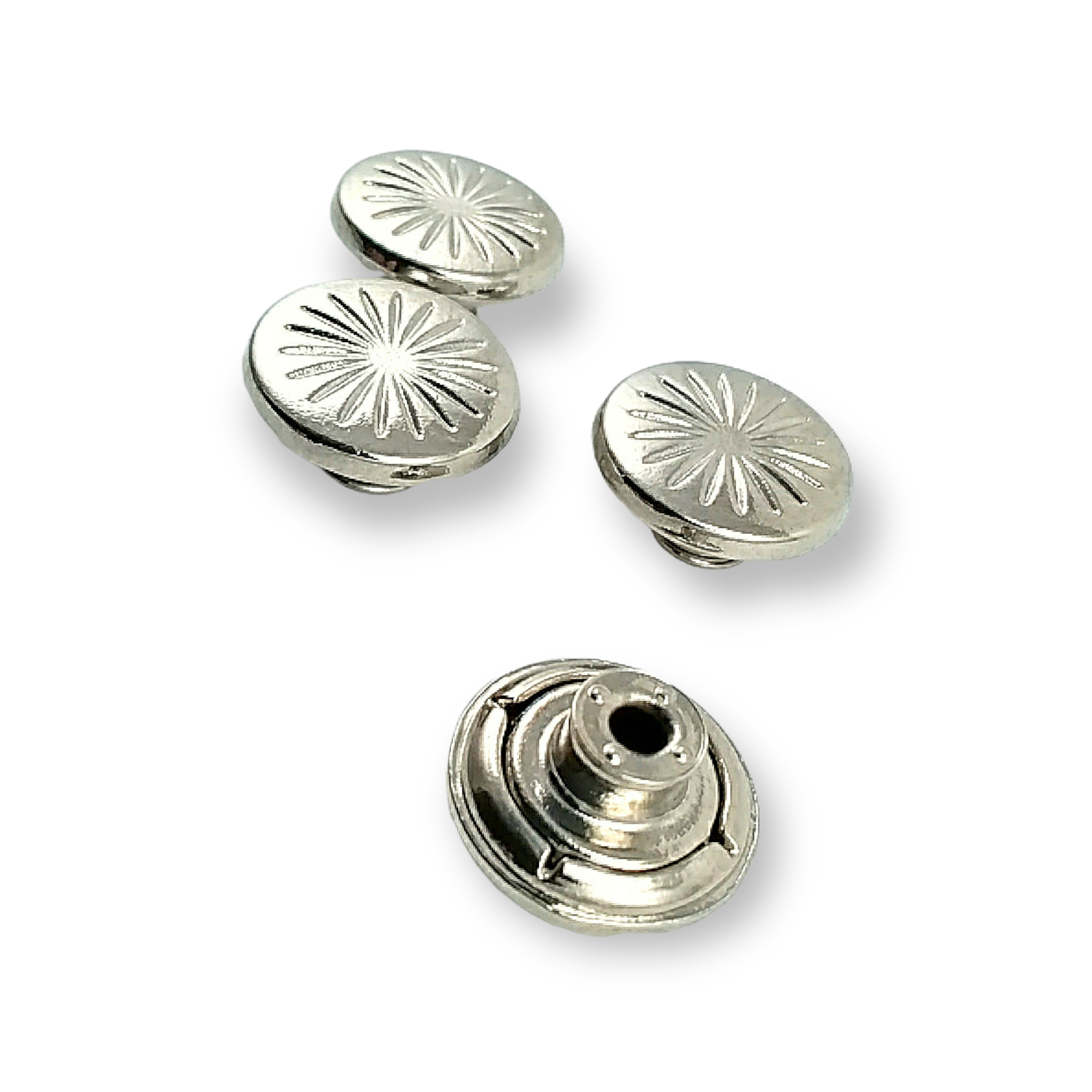 17 mm 27 Boy Yıldız Desenli Çakma Düğme  E 732