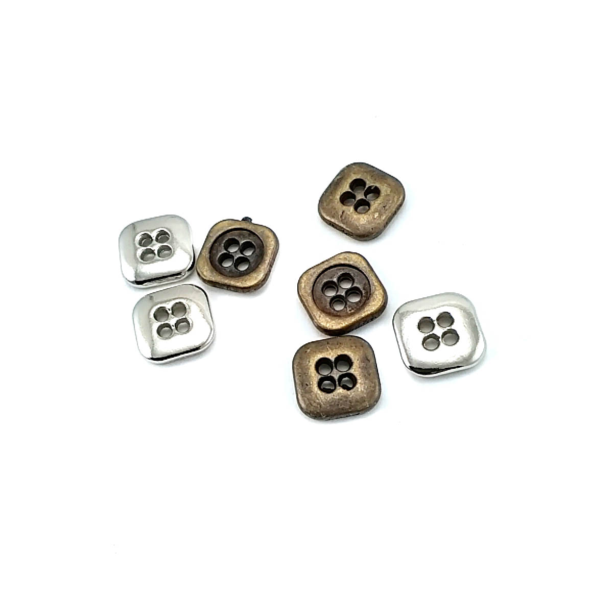 11 x 11 mm - 18 boy Kare Dört delikli metal düğme dikme