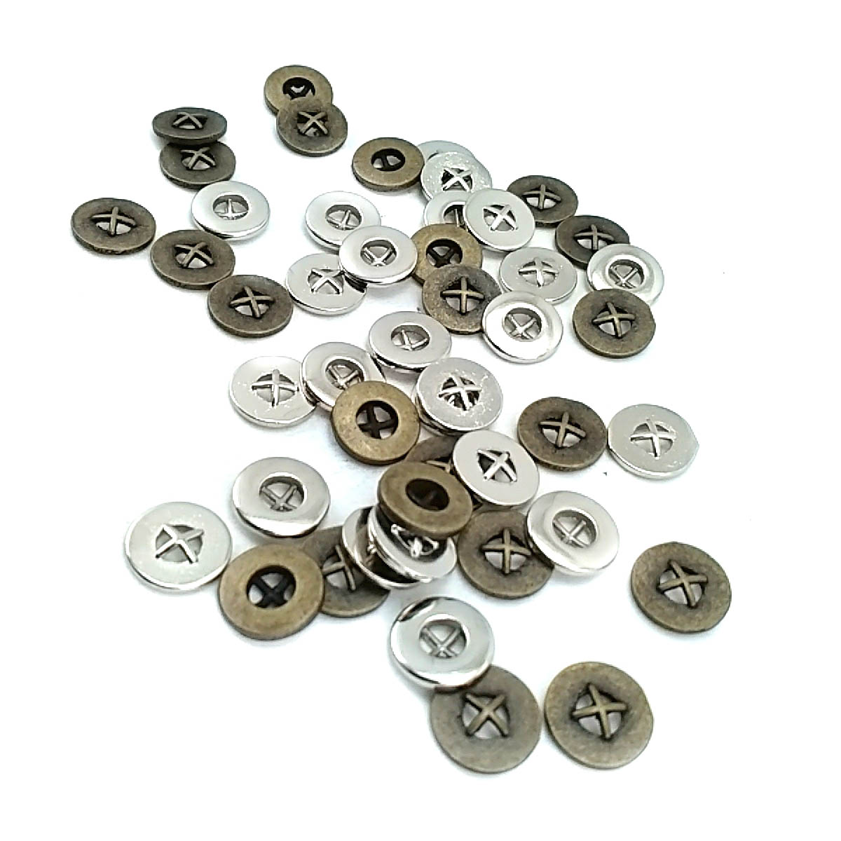 10 mm Tarz Dört Delikli Dikme Düğme E 1865