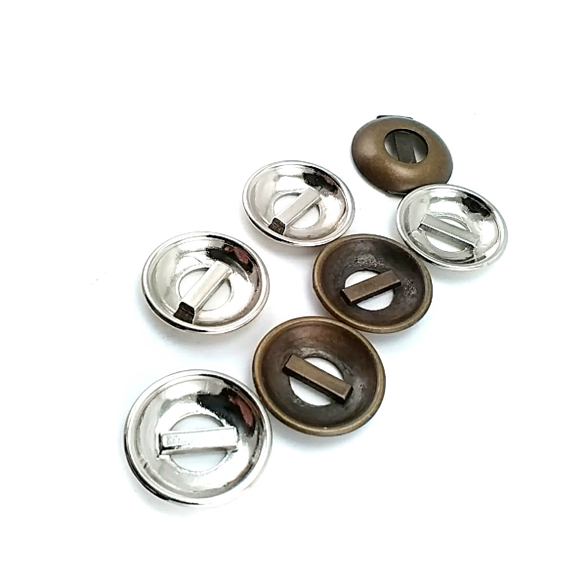 19 mm 2 Delikli Metal Düğme 31 lignes