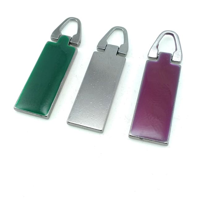 50 mm x 13 mm Enameled zip pullers