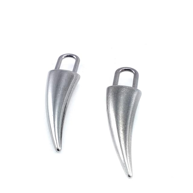 40 mm Zipper puller dagger shape