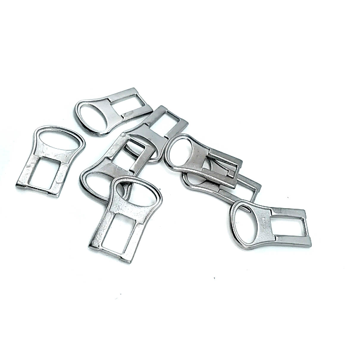 24 mm Zipper Puller 9 mm