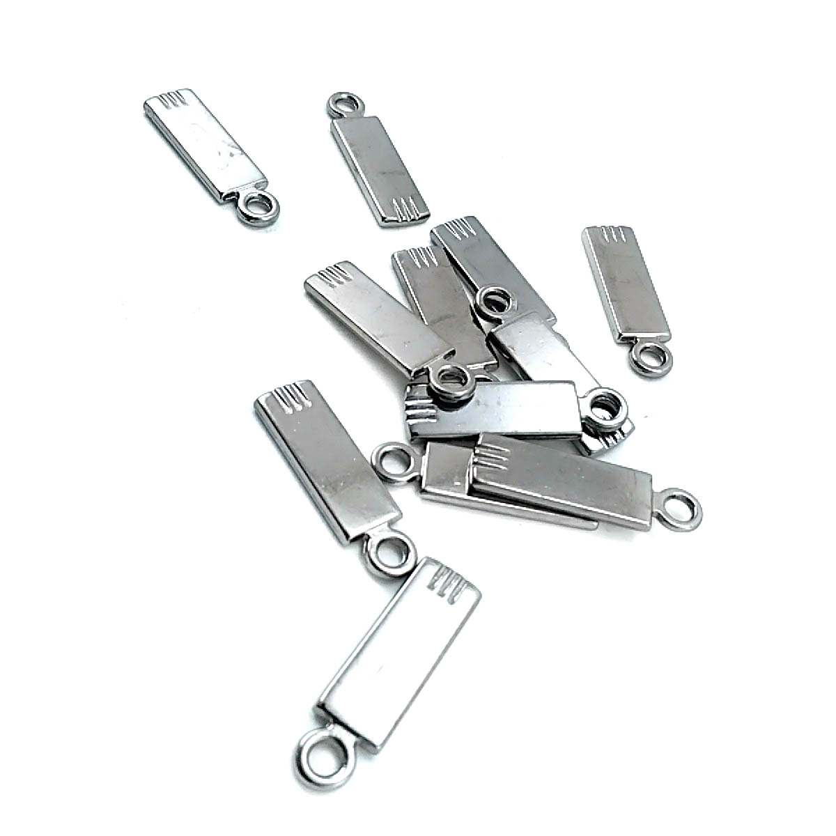 28 mm x 8 mm Sade ve Şık Fermuar Elciği