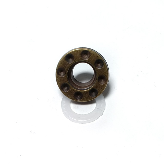 17 mm Zamak kuşgözü kaban ve mont bağcık deliği çap