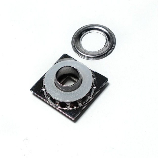 Kuşgözü zamak kare şekil 18 x 18 mm E 1899