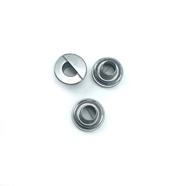 Round zamak eyelet diameter 14 mm E 2070