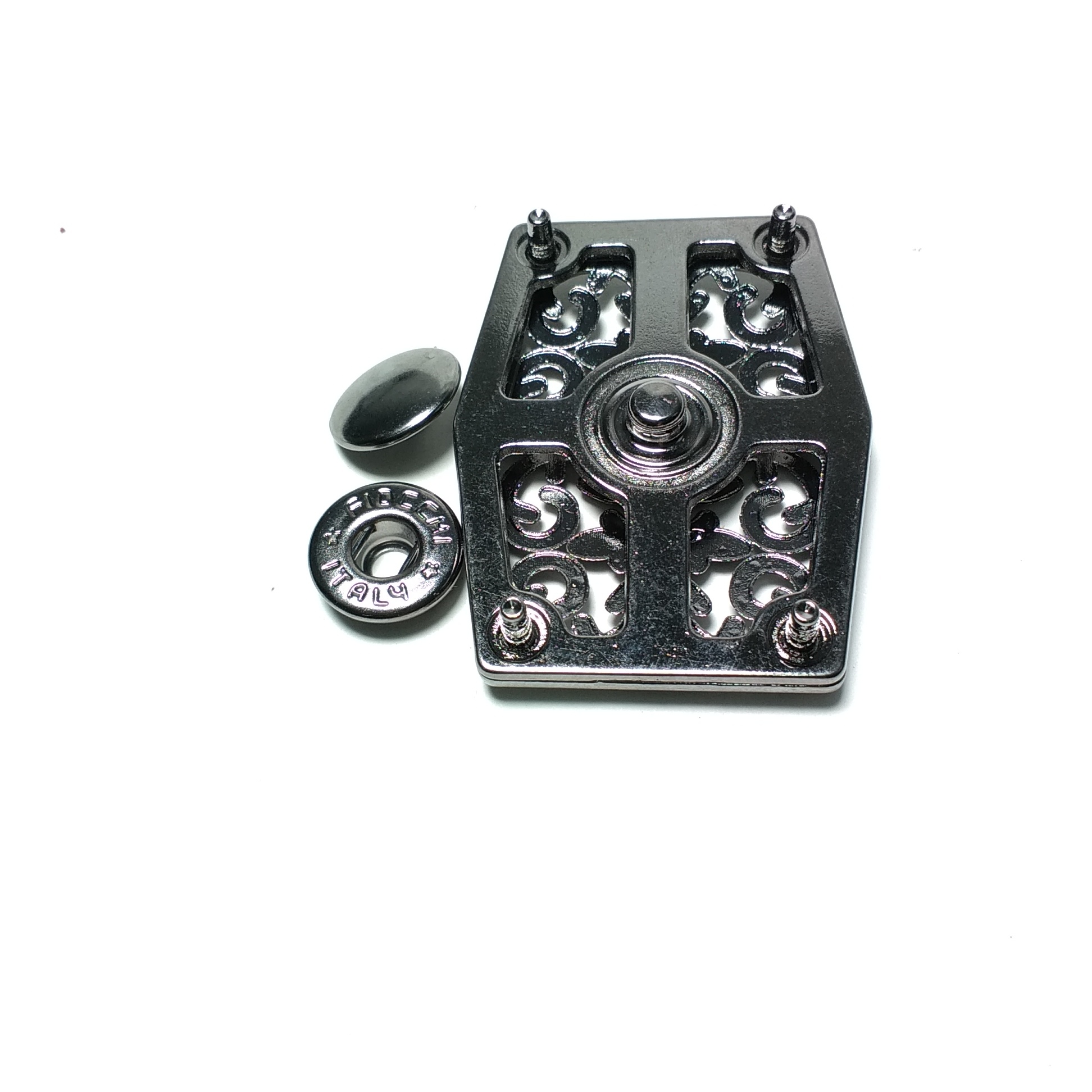 Stylish patterned metal snap button 45 x 32 mm