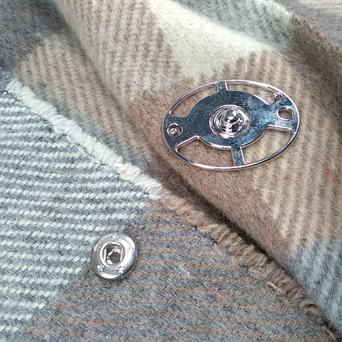 40 x 30 mm Snap Button Oval Shape Coat Jacket and Outerwear Snap E 1972